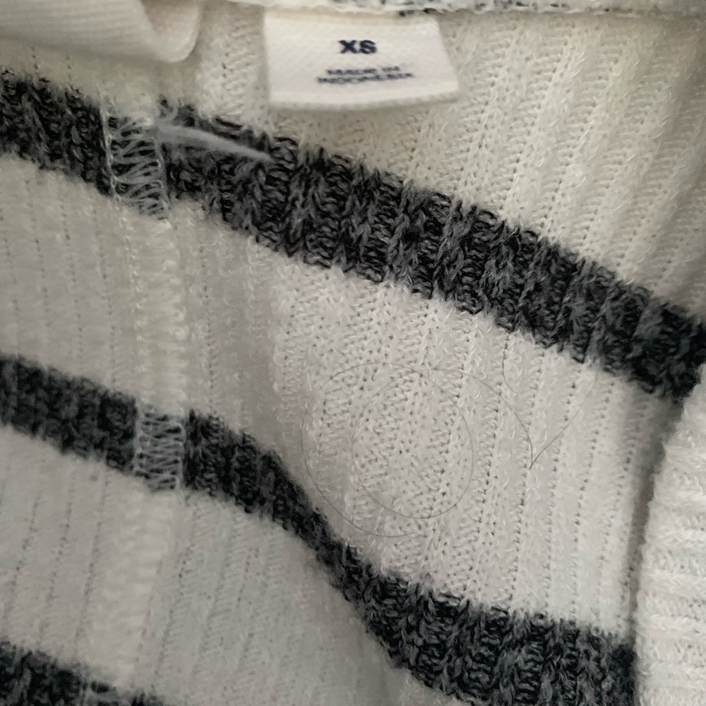 GAP Gray and white long cardigan - Picture 3 of 3